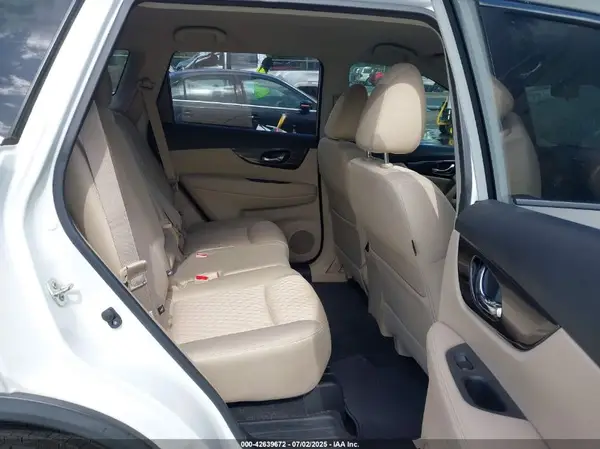 JN8AT2MT9KW259425 2019 NISSAN ROGUE - Image 8