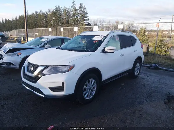 JN8AT2MT9KW260252 2019 NISSAN ROGUE - Image 2