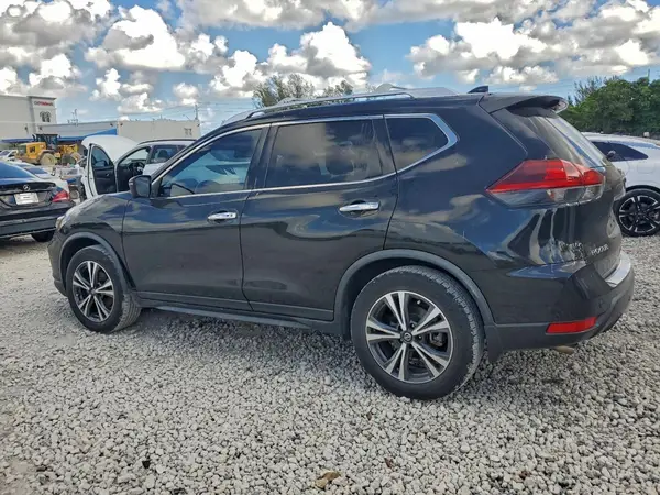 JN8AT2MT9KW262471 2019 NISSAN ROGUE - Image 2