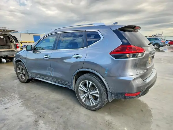 JN8AT2MT9KW262955 2019 NISSAN ROGUE - Image 2