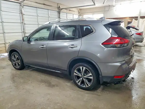 JN8AT2MT9KW264107 2019 NISSAN ROGUE - Image 2