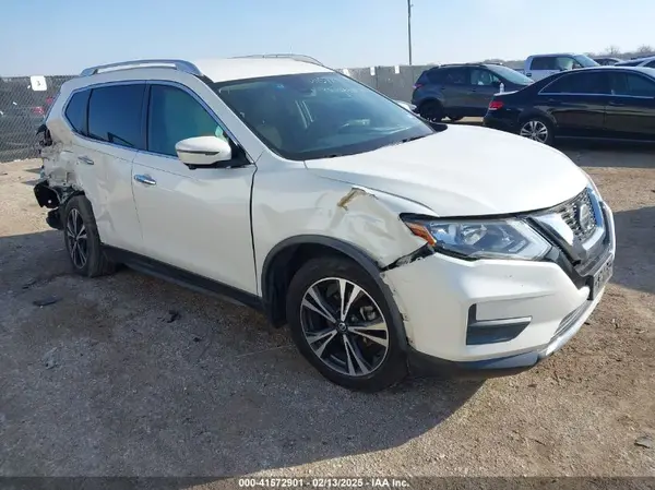 JN8AT2MT9KW268934 2019 NISSAN ROGUE - Image 1