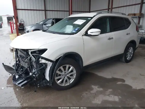 JN8AT2MT9KW500710 2019 NISSAN ROGUE - Image 2