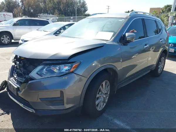 JN8AT2MT9LW006753 2020 NISSAN ROGUE - Image 2