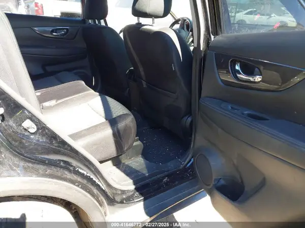 JN8AT2MT9LW012214 2020 NISSAN ROGUE - Image 8