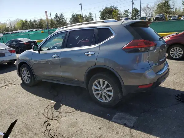 JN8AT2MT9LW013203 2020 NISSAN ROGUE - Image 2