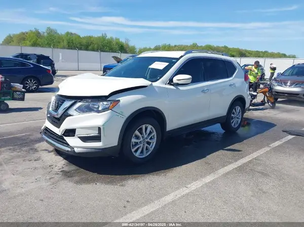 JN8AT2MT9LW013394 2020 NISSAN ROGUE - Image 2