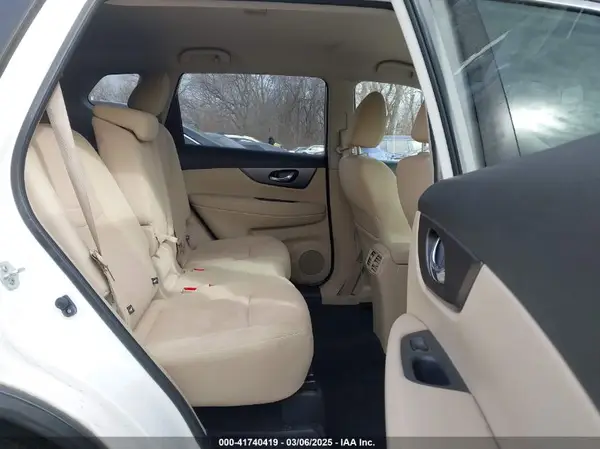 JN8AT2MTXGW011773 2016 NISSAN ROGUE - Image 8