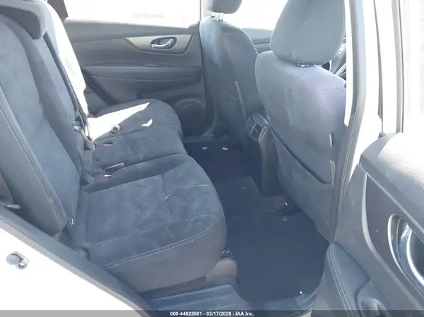 JN8AT2MTXGW015578 2016 NISSAN ROGUE - Image 8