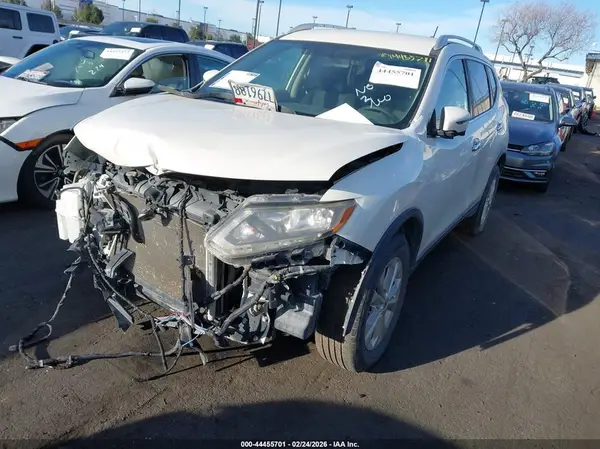 JN8AT2MTXGW015886 2016 NISSAN ROGUE - Image 2