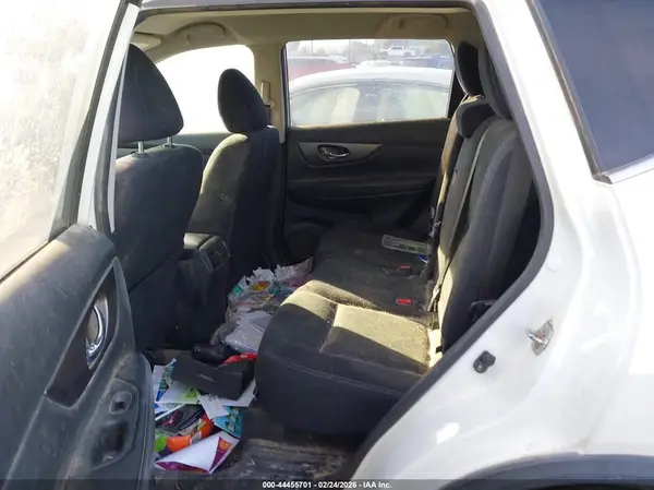 JN8AT2MTXGW015886 2016 NISSAN ROGUE - Image 8