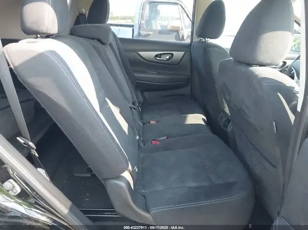 JN8AT2MTXGW019095 2016 NISSAN ROGUE - Image 8