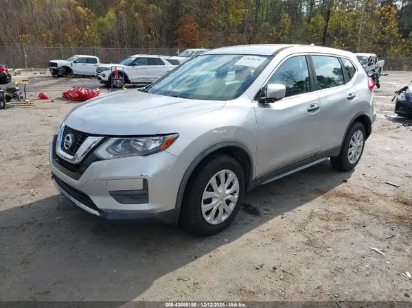 JN8AT2MTXHW130277 2017 NISSAN ROGUE - Image 2