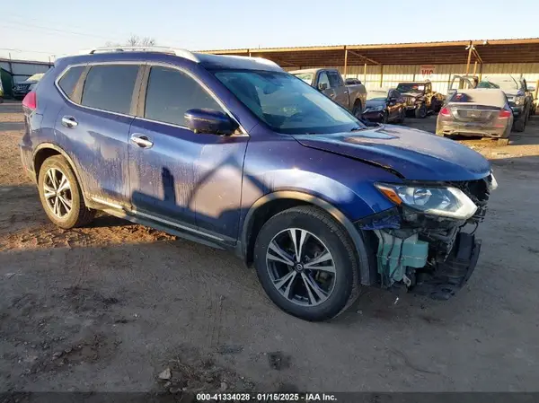 JN8AT2MTXHW130635 2017 NISSAN ROGUE - Image 1
