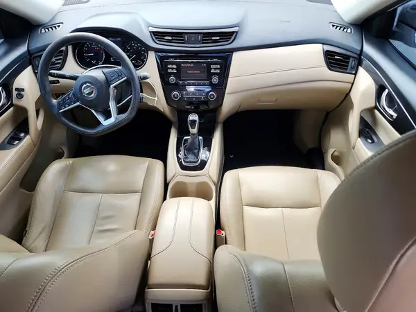 JN8AT2MTXHW130781 2017 NISSAN ROGUE - Image 8