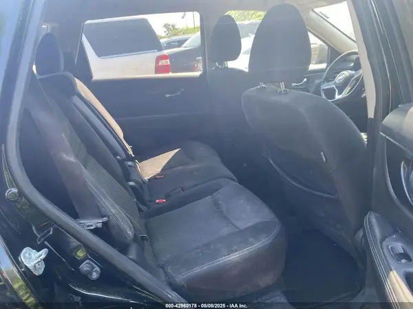 JN8AT2MTXHW132272 2017 NISSAN ROGUE - Image 8