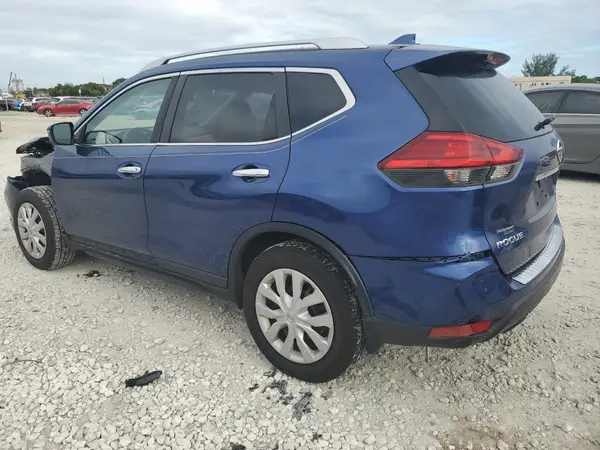 JN8AT2MTXHW134538 2017 NISSAN ROGUE - Image 2