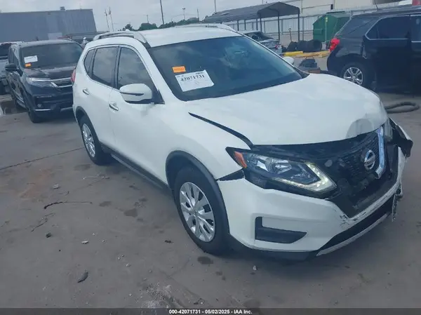 JN8AT2MTXHW135107 2017 NISSAN ROGUE - Image 1