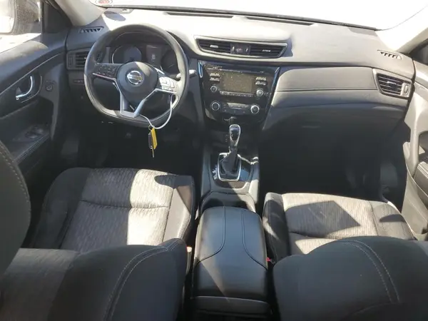 JN8AT2MTXHW136368 2017 NISSAN ROGUE - Image 8