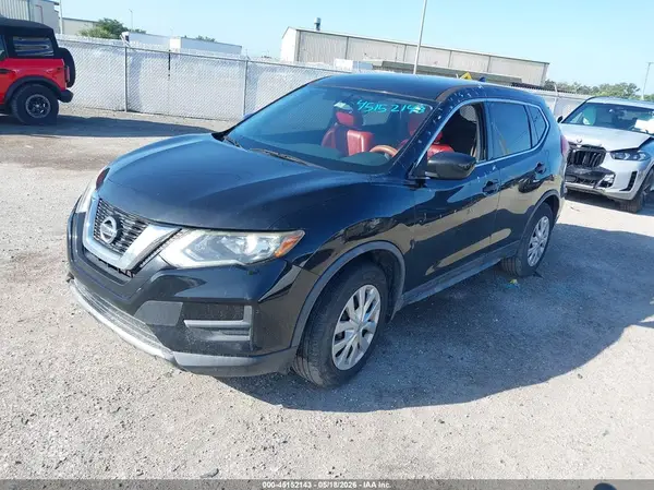 JN8AT2MTXHW139237 2017 NISSAN ROGUE - Image 2