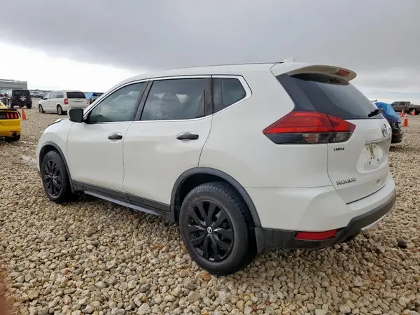 JN8AT2MTXHW139416 2017 NISSAN ROGUE - Image 2