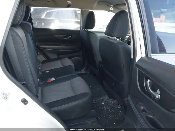 JN8AT2MTXHW139982 2017 NISSAN ROGUE - Image 8