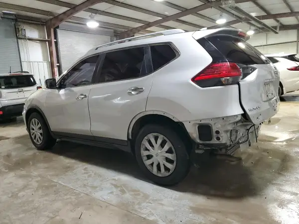 JN8AT2MTXHW140873 2017 NISSAN ROGUE - Image 2