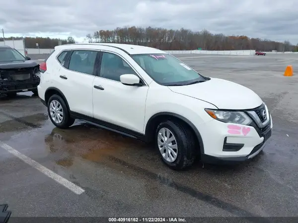 JN8AT2MTXHW141330 2017 NISSAN ROGUE - Image 1