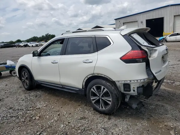 JN8AT2MTXHW143207 2017 NISSAN ROGUE - Image 2