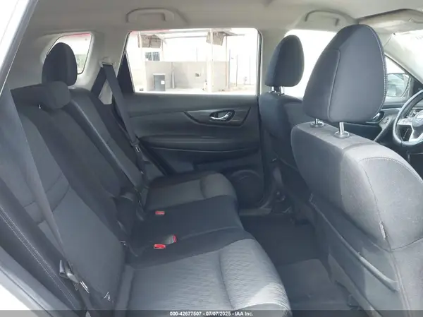 JN8AT2MTXHW143403 2017 NISSAN ROGUE - Image 8