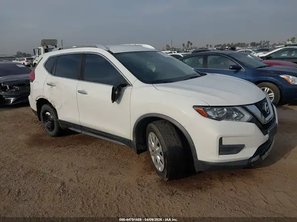 JN8AT2MTXHW143465 2017 NISSAN ROGUE - Image 1