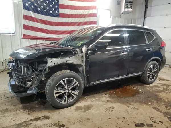 JN8AT2MTXHW147922 2017 NISSAN ROGUE - Image 1