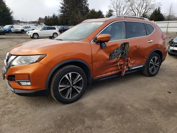 JN8AT2MTXHW149881 2017 NISSAN ROGUE - Image 1