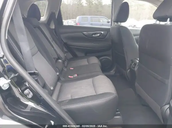 JN8AT2MTXHW150660 2017 NISSAN ROGUE - Image 8