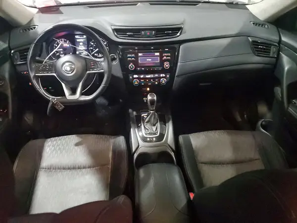 JN8AT2MTXHW151565 2017 NISSAN ROGUE - Image 8