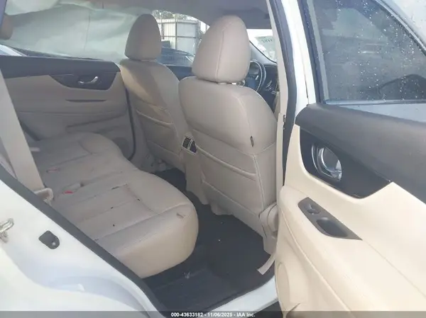 JN8AT2MTXHW382692 2017 NISSAN ROGUE - Image 8
