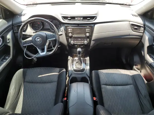 JN8AT2MTXHW384426 2017 NISSAN ROGUE - Image 8