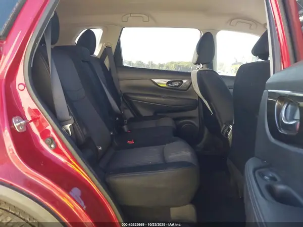 JN8AT2MTXHW384751 2017 NISSAN ROGUE - Image 8