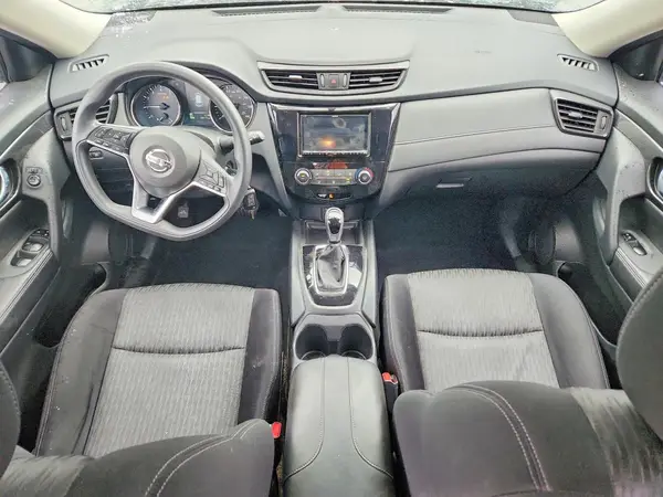 JN8AT2MTXHW385687 2017 NISSAN ROGUE - Image 8