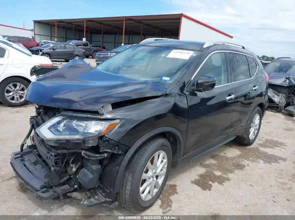 JN8AT2MTXHW386189 2017 NISSAN ROGUE - Image 2