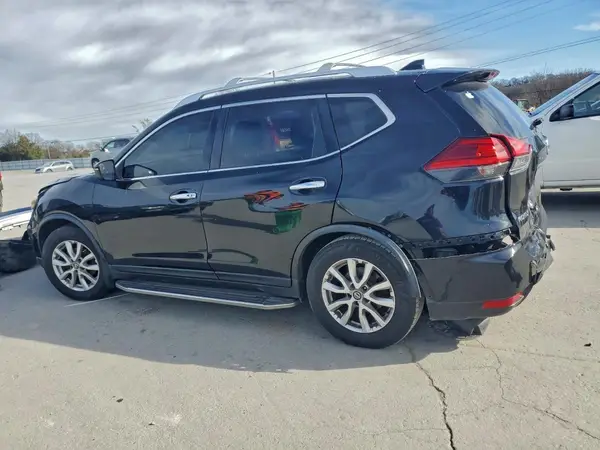 JN8AT2MTXHW386290 2017 NISSAN ROGUE - Image 2