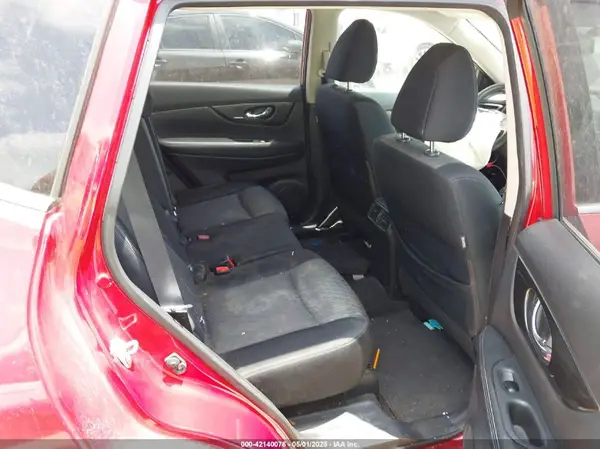 JN8AT2MTXHW392557 2017 NISSAN ROGUE - Image 8