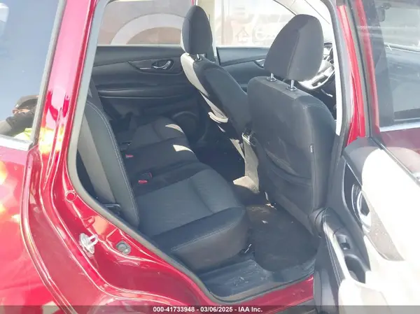 JN8AT2MTXHW392719 2017 NISSAN ROGUE - Image 8
