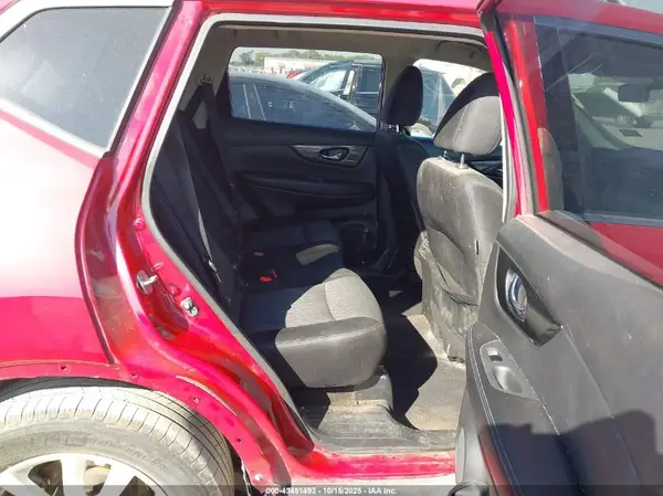 JN8AT2MTXHW392901 2017 NISSAN ROGUE - Image 8
