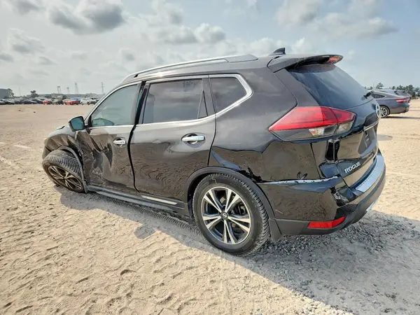 JN8AT2MTXHW398536 2017 NISSAN ROGUE - Image 2