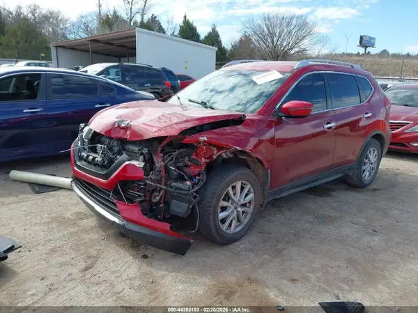 JN8AT2MTXHW399301 2017 NISSAN ROGUE - Image 2