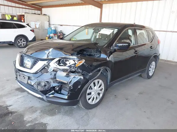 JN8AT2MTXHW399556 2017 NISSAN ROGUE - Image 2