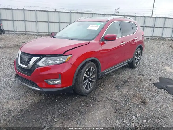 JN8AT2MTXHW400317 2017 NISSAN ROGUE - Image 2