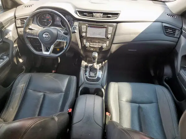 JN8AT2MTXHW404495 2017 NISSAN ROGUE - Image 8