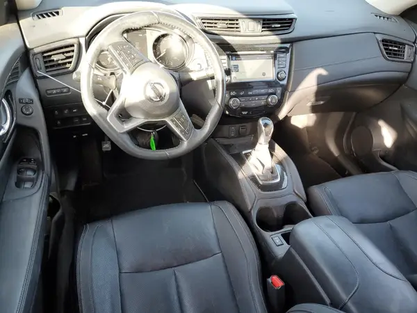JN8AT2MTXHW408272 2017 NISSAN ROGUE - Image 8